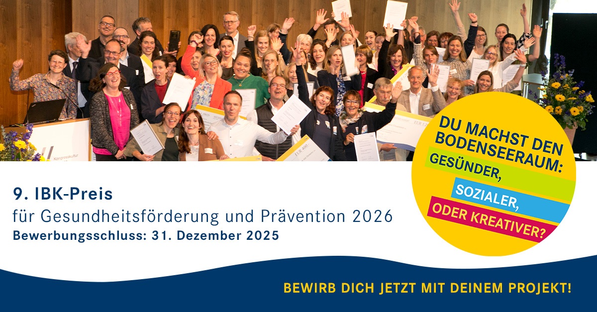 Gruppenbild der IBK-Preisträger 2023 mit Aufforderung zur Bewerbung bis zum 31.12.2025
